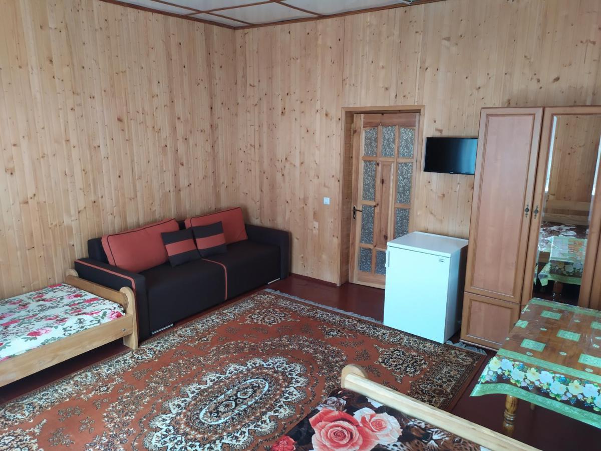 Білий Птах Hotel Szvityaz Kültér fotó