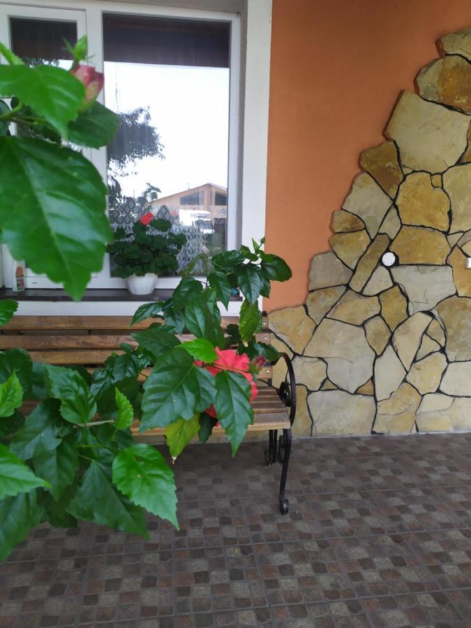 Білий Птах Hotel Szvityaz Kültér fotó